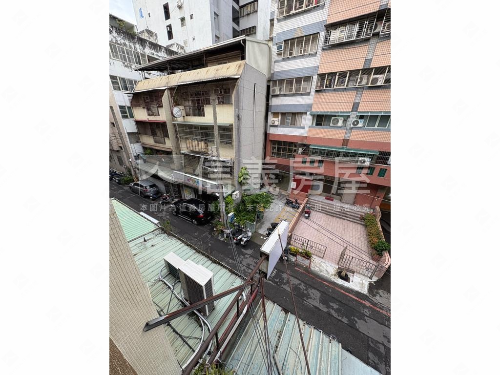 西區向上市場三房房屋室內格局與周邊環境