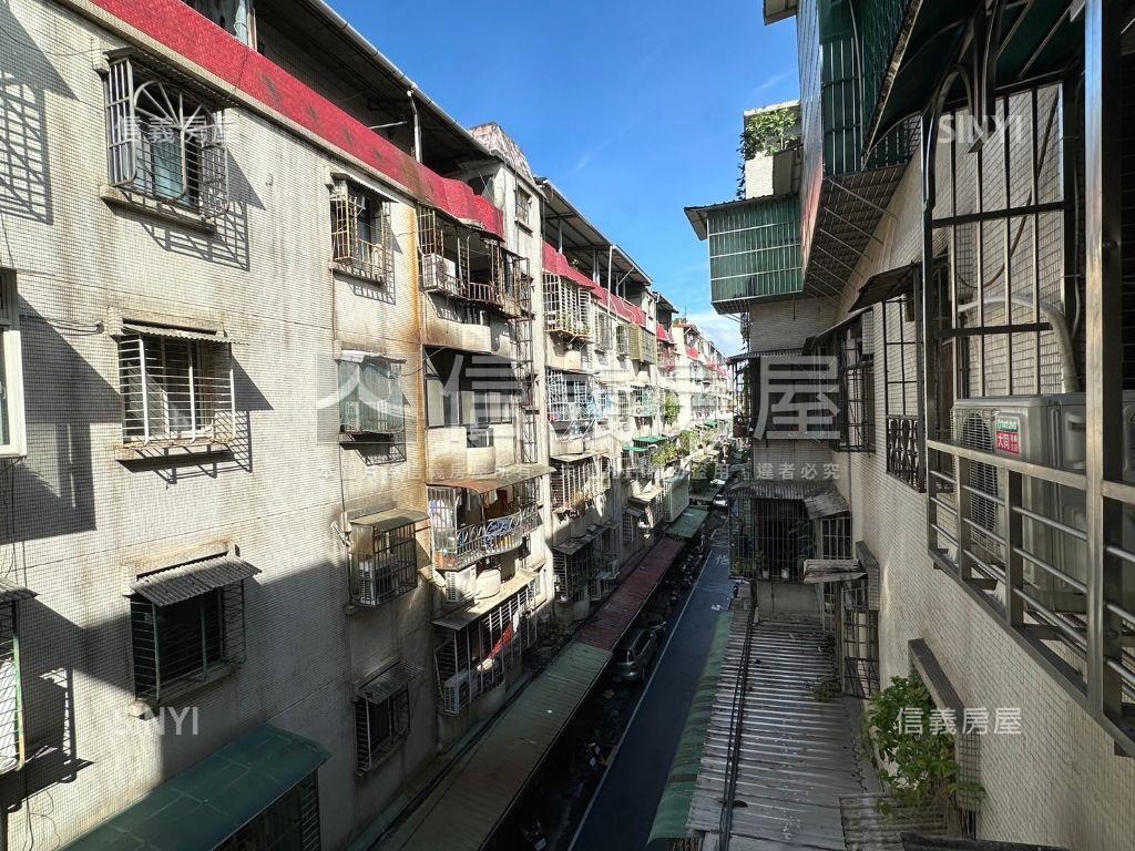 低總價方正前後陽台房屋室內格局與周邊環境