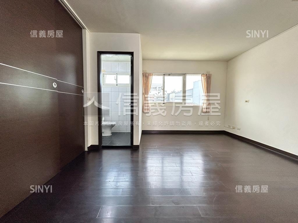 屋況佳近三井震後臨路透天房屋室內格局與周邊環境