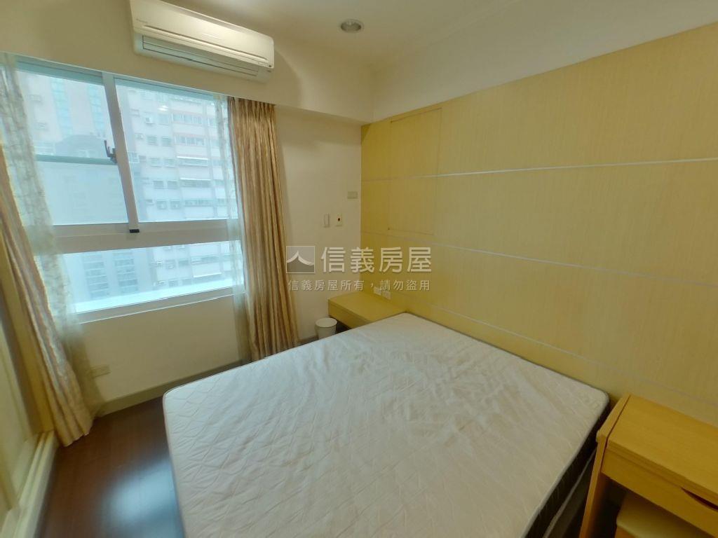 左營高鐵高樓採光兩房房屋室內格局與周邊環境