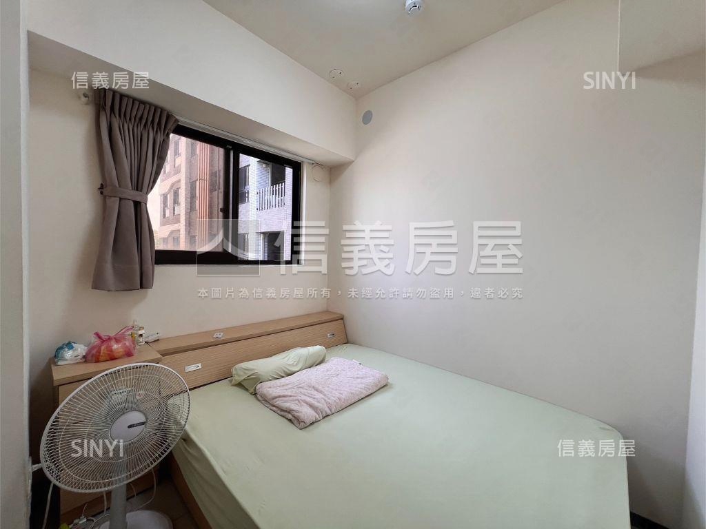 捷運宅✈兩站輕鬆出國門房屋室內格局與周邊環境
