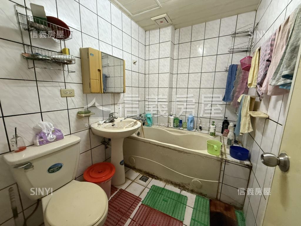 台北新都稀有透天房屋室內格局與周邊環境