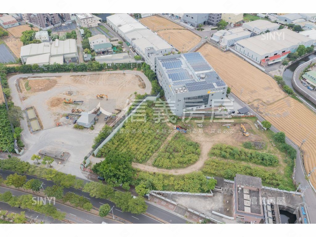 台中烏日約６１７１坪土地房屋室內格局與周邊環境