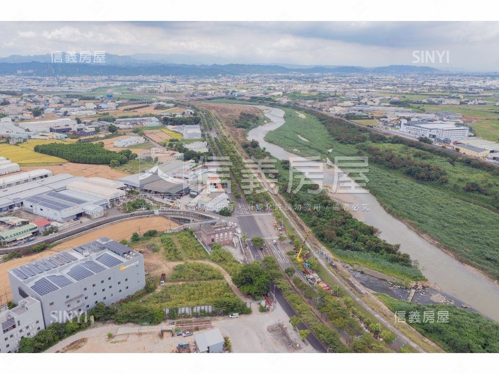 台中烏日約６１７１坪土地房屋室內格局與周邊環境