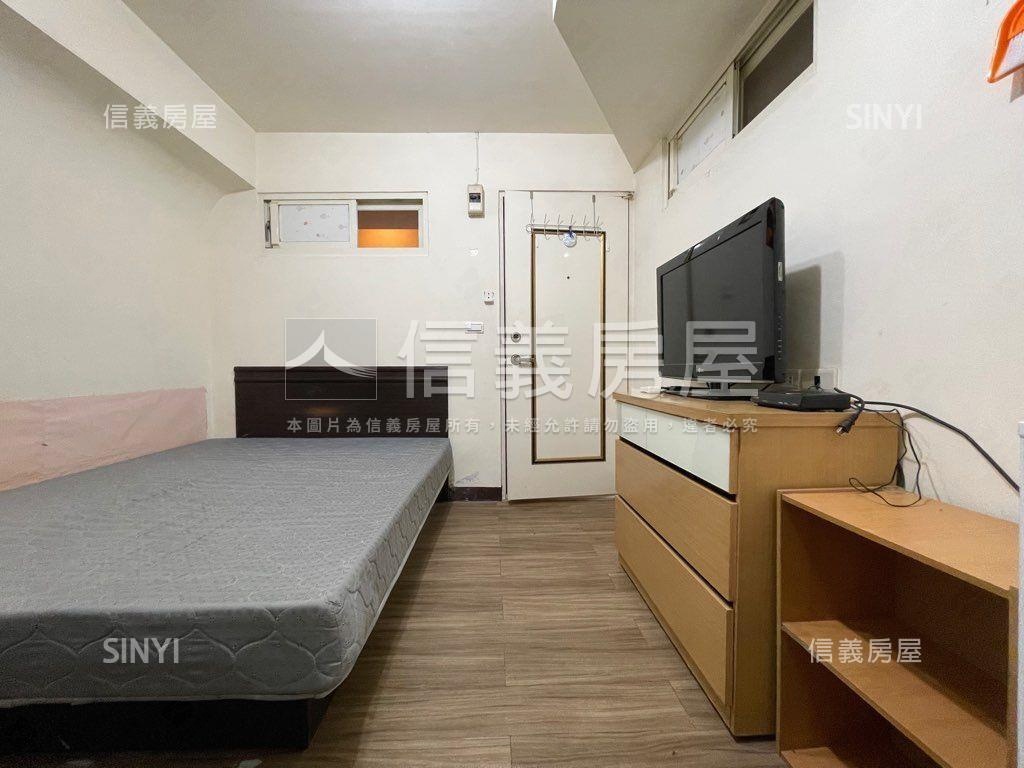 農安街有管理電梯６房６衛房屋室內格局與周邊環境