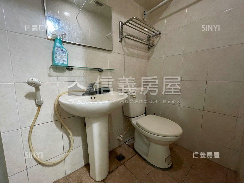 農安街有管理電梯６房６衛房屋室內格局與周邊環境