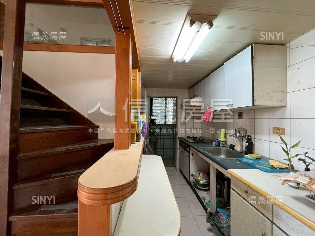 園中園採光舒適亮宅房屋室內格局與周邊環境