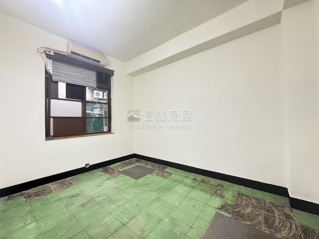 前庭後院●８米靜巷一樓房屋室內格局與周邊環境