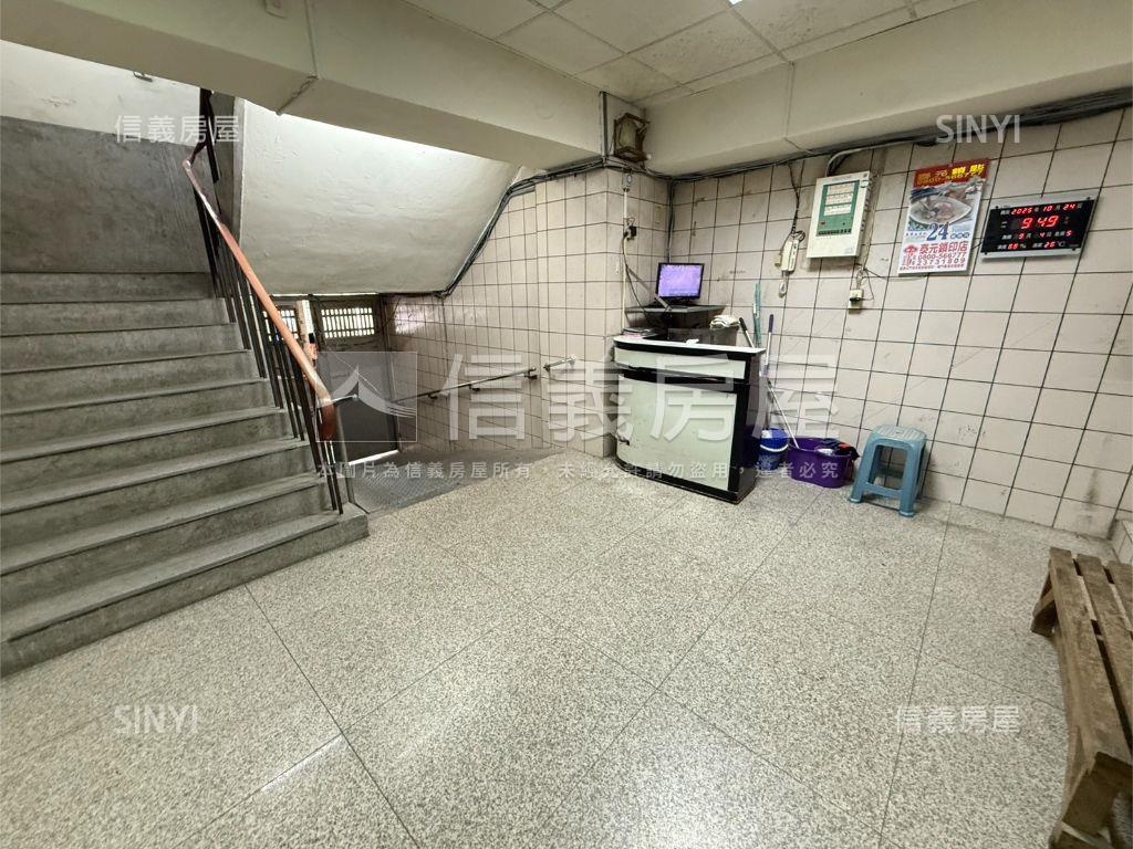 西區公館路電梯收租七套房房屋室內格局與周邊環境