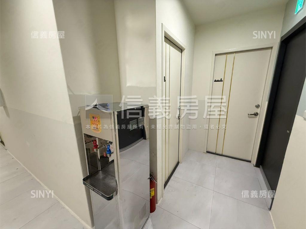 西區公館路電梯收租七套房房屋室內格局與周邊環境