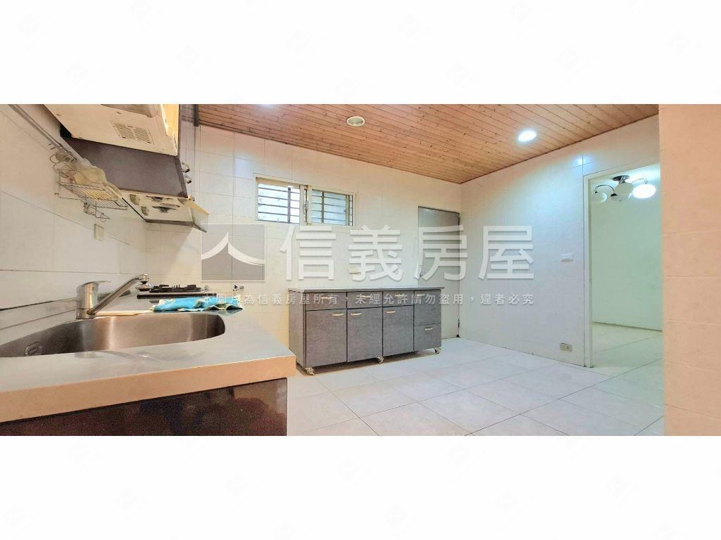 稀有綠百代一樓房屋室內格局與周邊環境