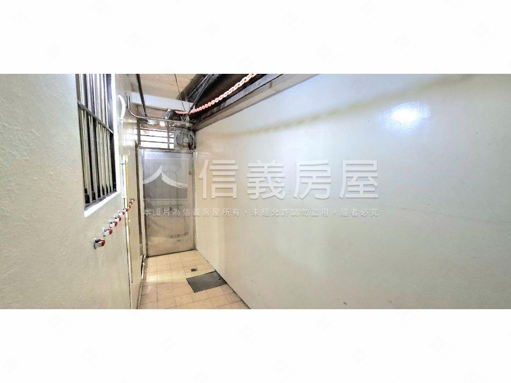 稀有綠百代一樓房屋室內格局與周邊環境