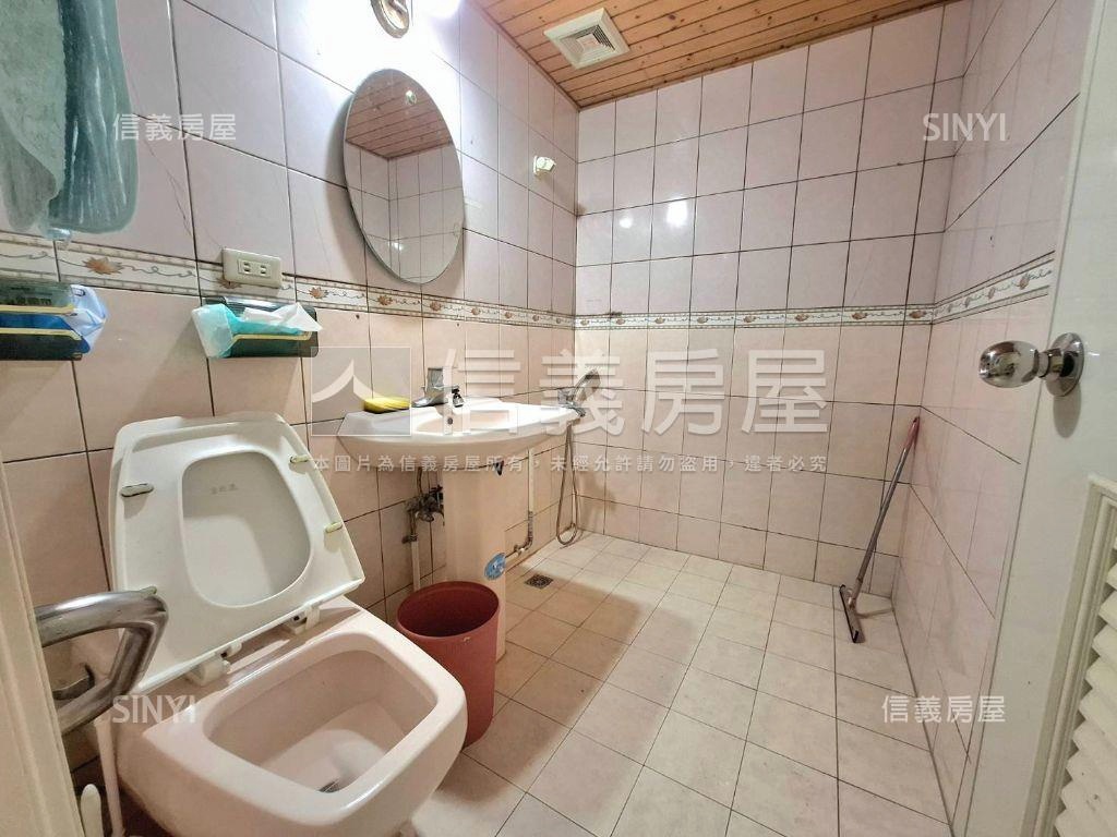 稀有綠百代一樓房屋室內格局與周邊環境