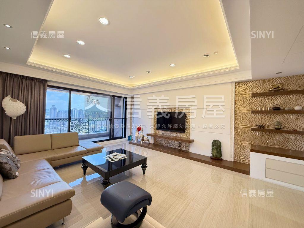專任榮耀美裝潢高樓視野戶房屋室內格局與周邊環境