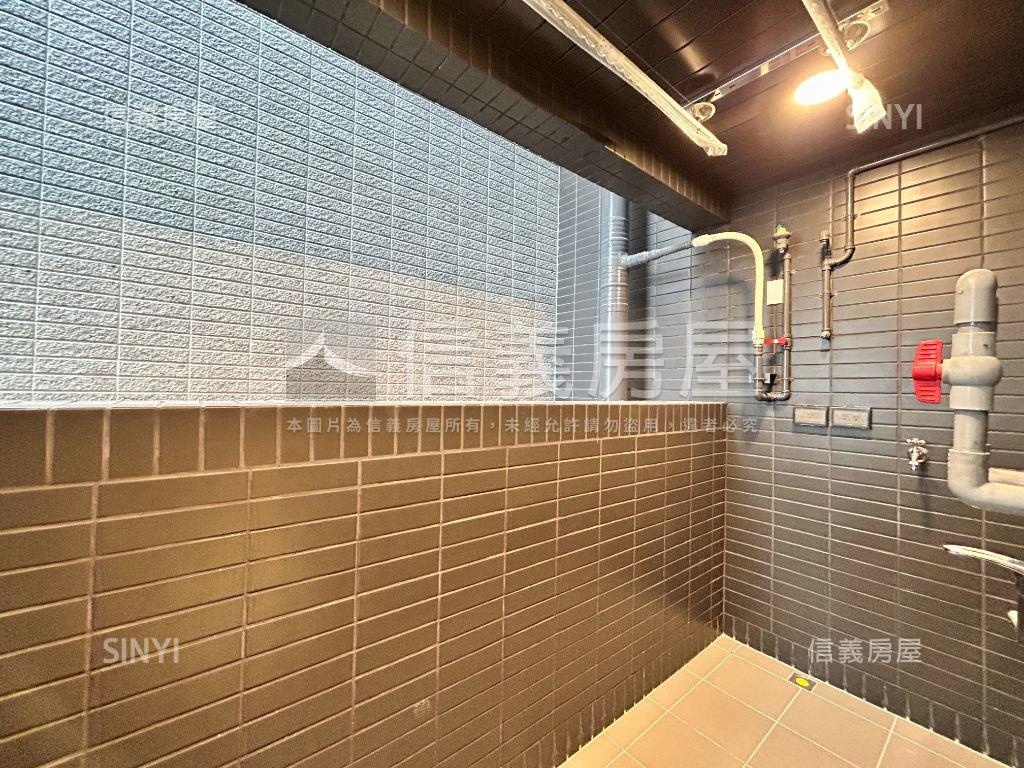 新美齊三房車位次高樓房屋室內格局與周邊環境