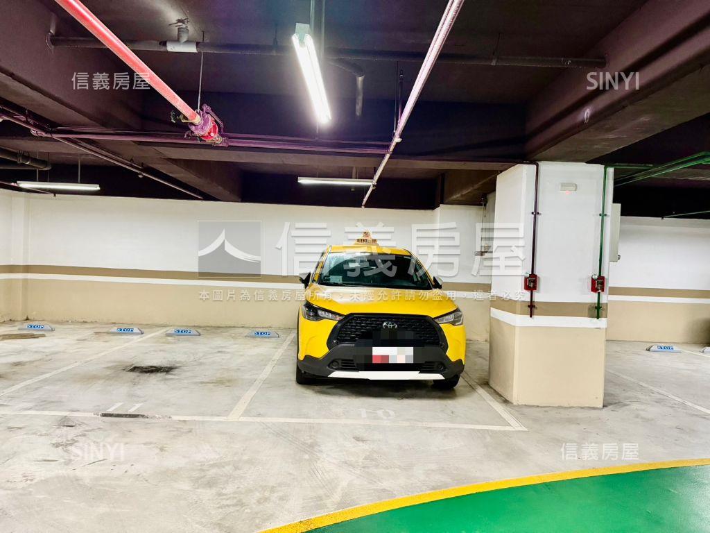 輕時代‧輕軌‧三房車位房屋室內格局與周邊環境