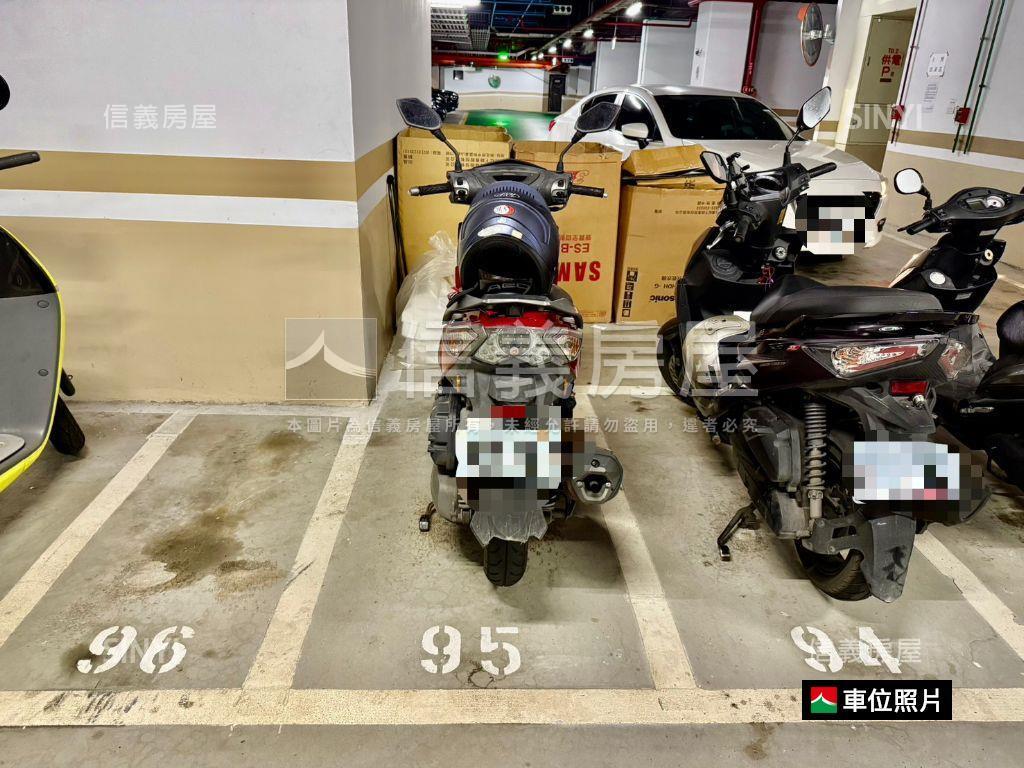 輕時代‧輕軌‧三房車位房屋室內格局與周邊環境