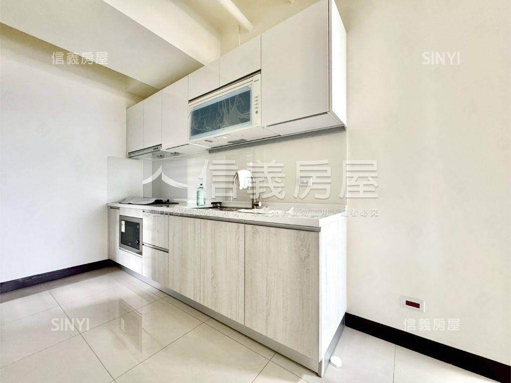 高質感社區三房平車三年屋房屋室內格局與周邊環境