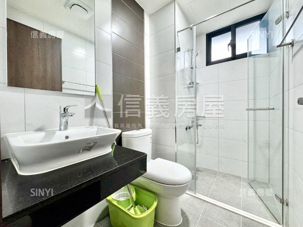 高質感社區三房平車三年屋房屋室內格局與周邊環境