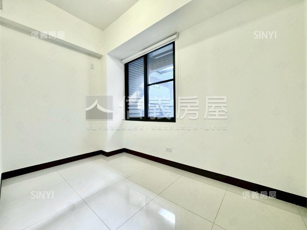 高質感社區三房平車三年屋房屋室內格局與周邊環境