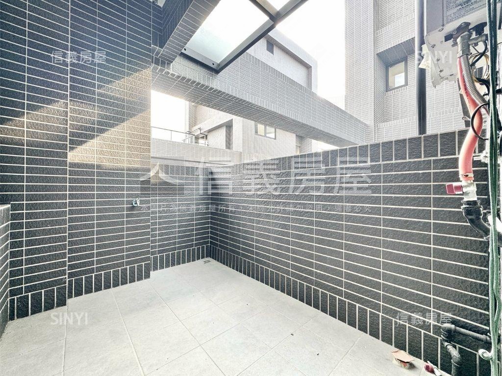 高質感社區三房平車三年屋房屋室內格局與周邊環境