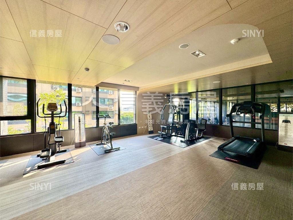 高質感社區三房平車三年屋房屋室內格局與周邊環境