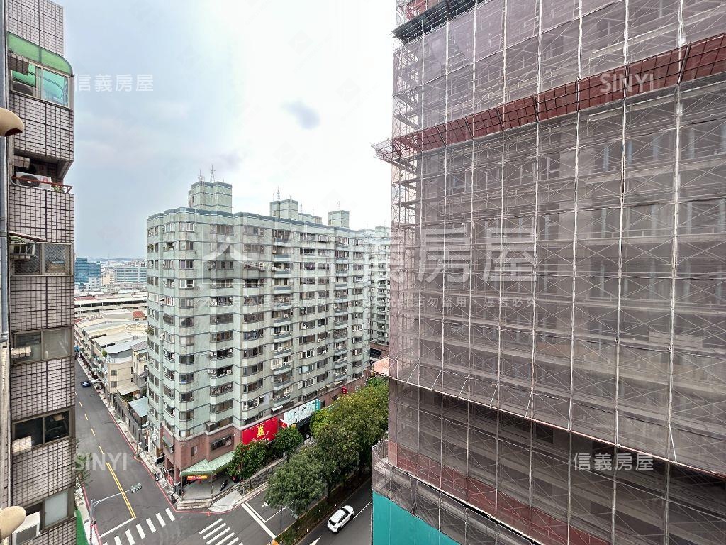 俊國福岡高樓採光二房房屋室內格局與周邊環境