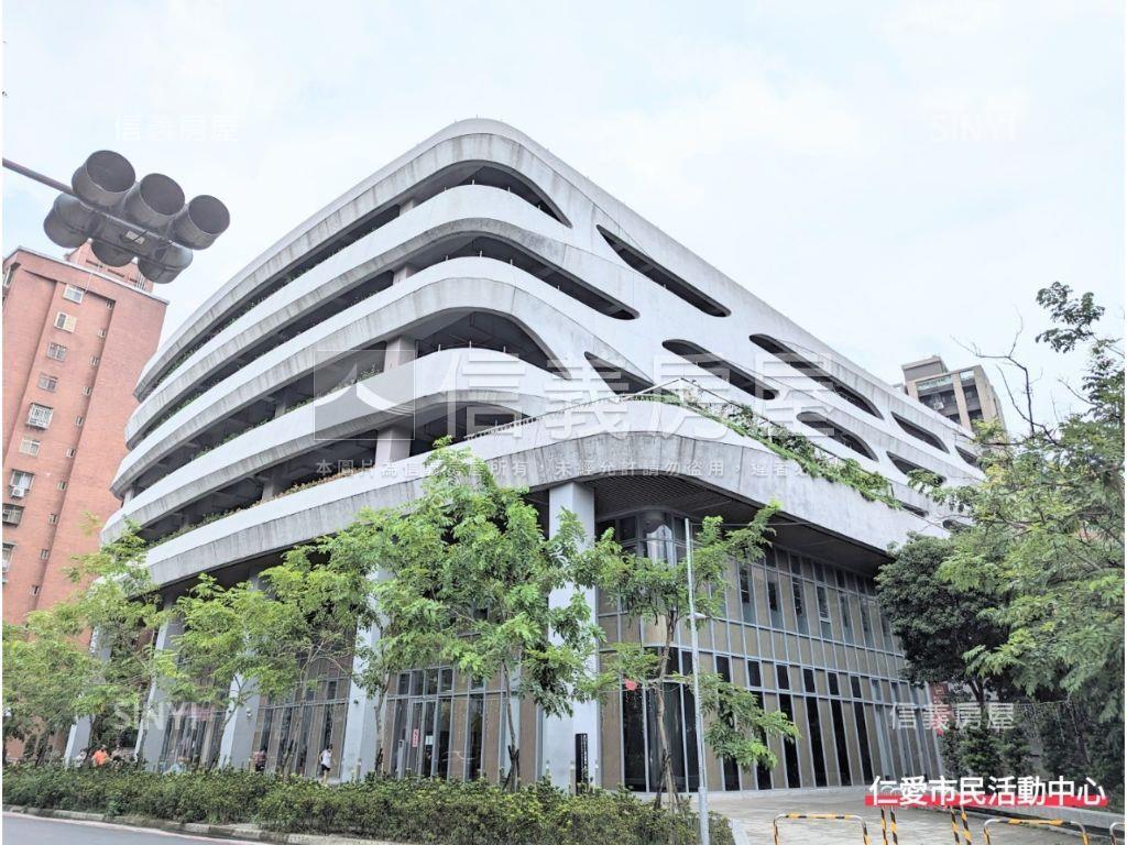 蘆洲獨立權狀坡道平移車位房屋室內格局與周邊環境
