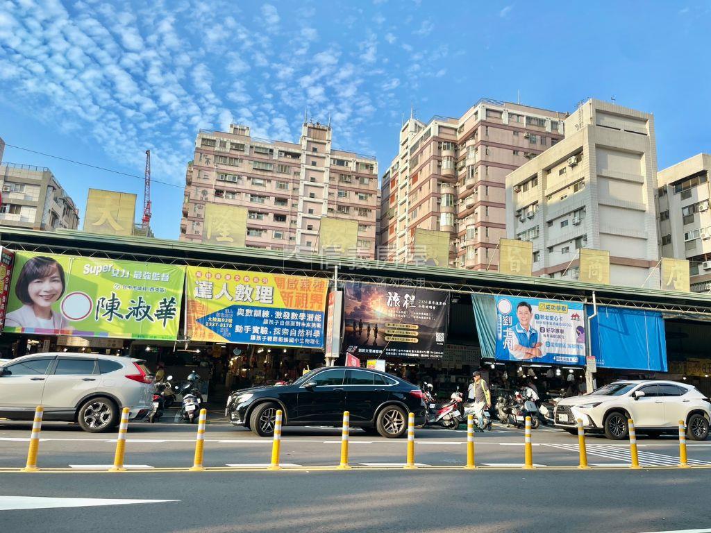 近市政府★河畔旁三房房屋室內格局與周邊環境