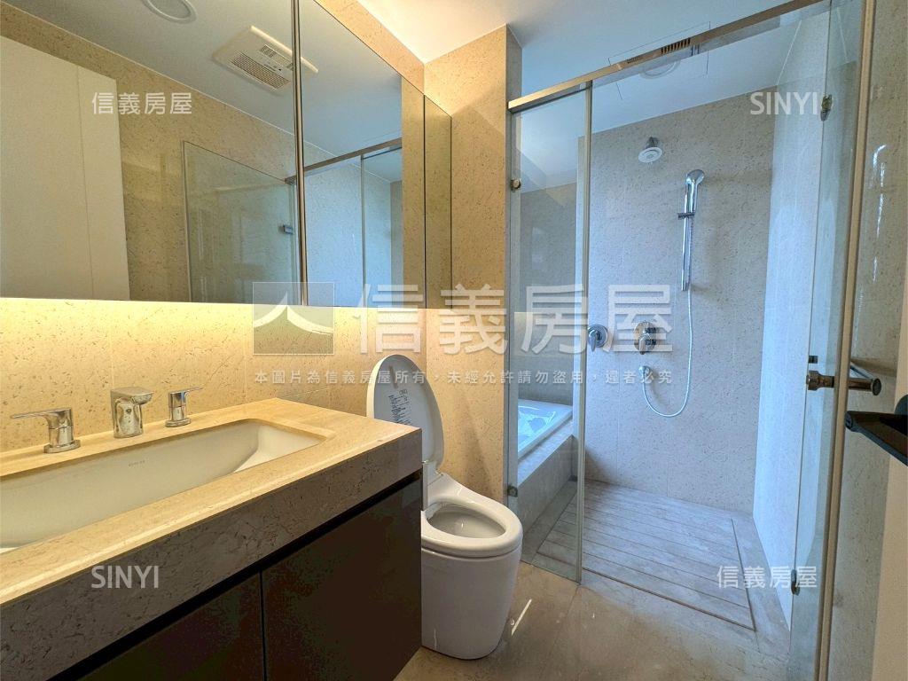 精銳雲高樓視野三房房屋室內格局與周邊環境