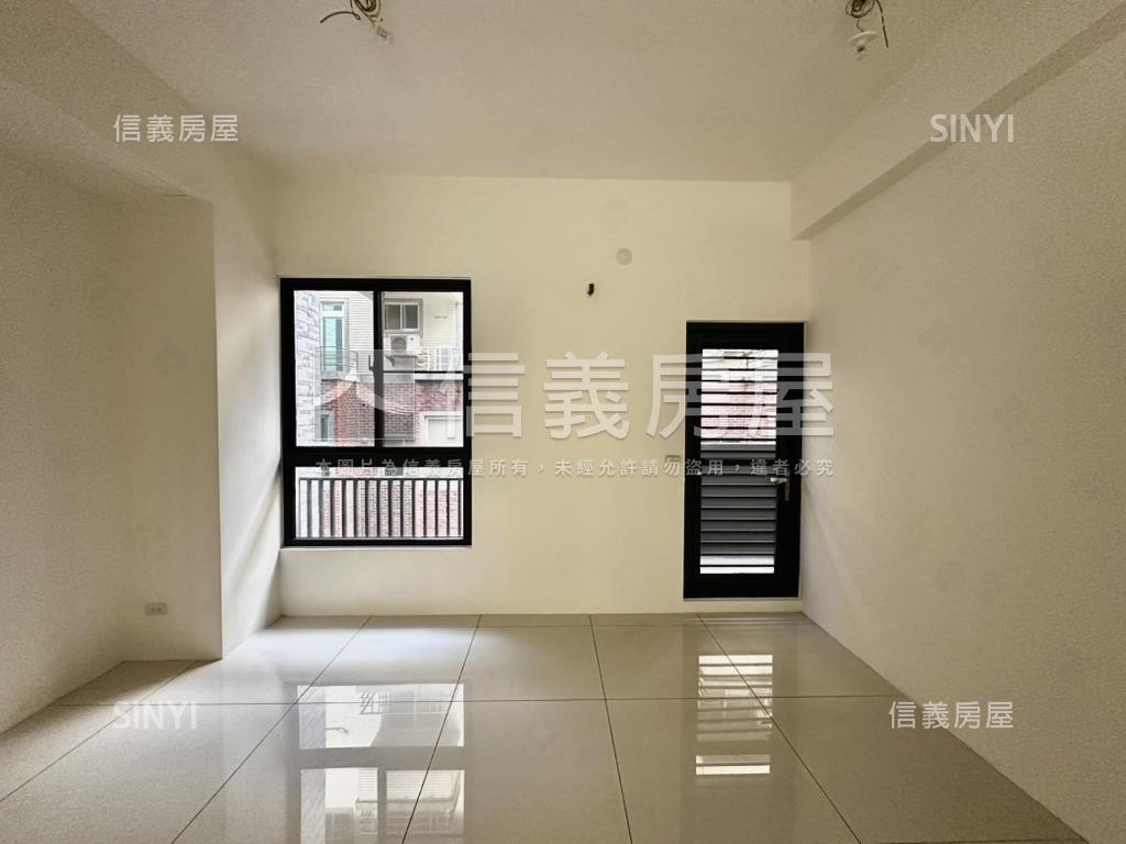 客運園區新成質感透天Ⅰ房屋室內格局與周邊環境