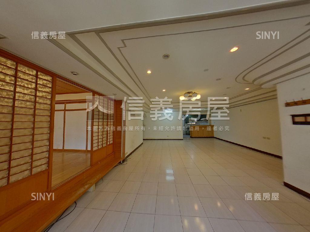 天母廣場邊間大三樓房屋室內格局與周邊環境