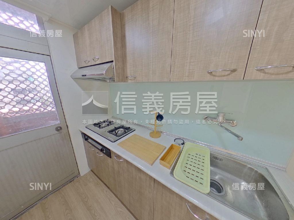 強！近興大三房平面車位房屋室內格局與周邊環境