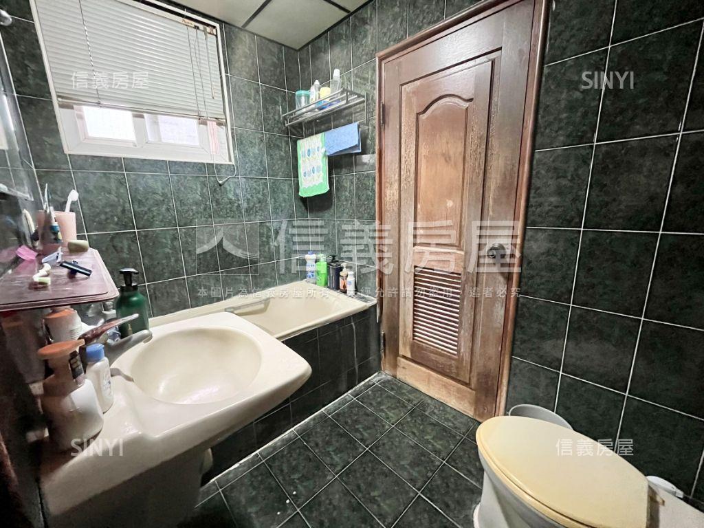 花園邊間便宜車墅房屋室內格局與周邊環境