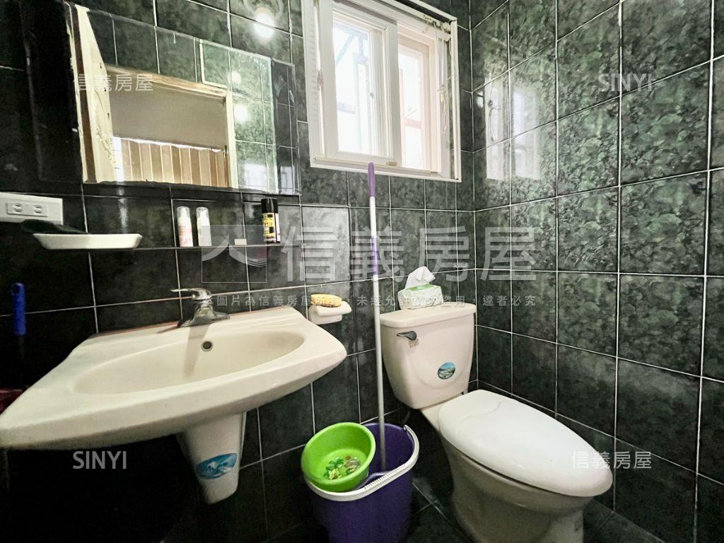 花園邊間便宜車墅房屋室內格局與周邊環境