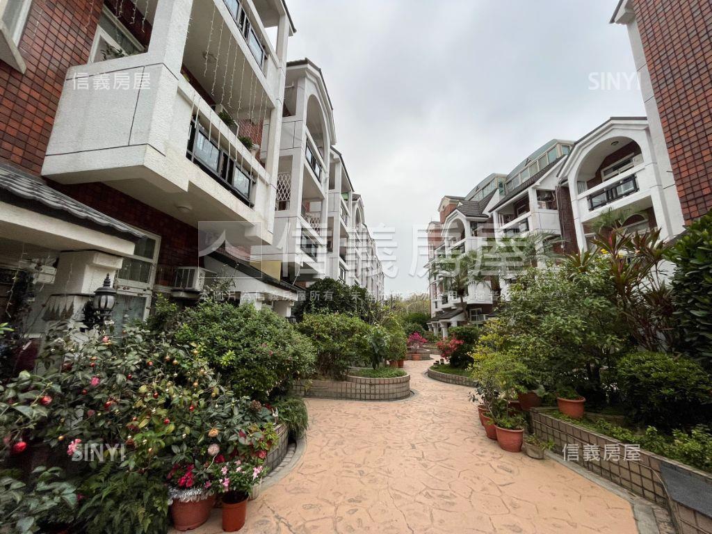 花園邊間便宜車墅房屋室內格局與周邊環境