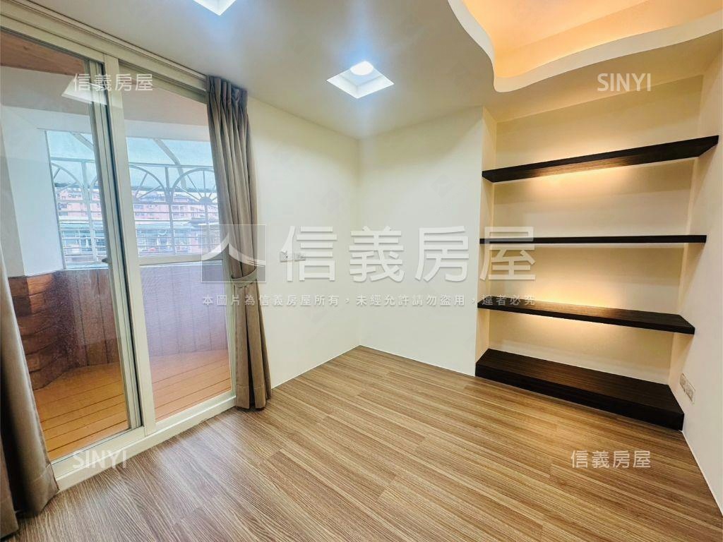 邊間明亮精美宅邸房屋室內格局與周邊環境