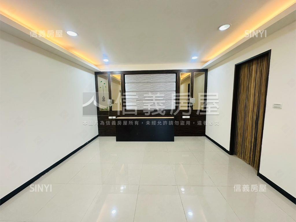 邊間明亮精美宅邸房屋室內格局與周邊環境