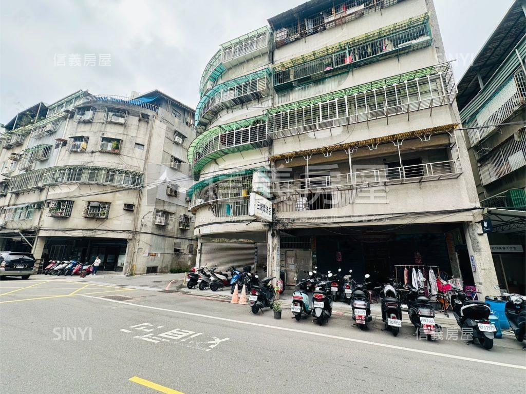 邊間明亮精美宅邸房屋室內格局與周邊環境