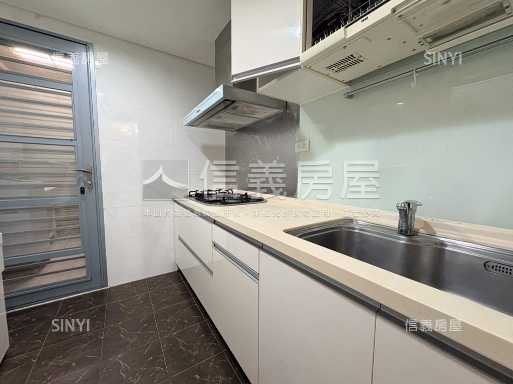 近三總部落格面綠意樹梢房屋室內格局與周邊環境