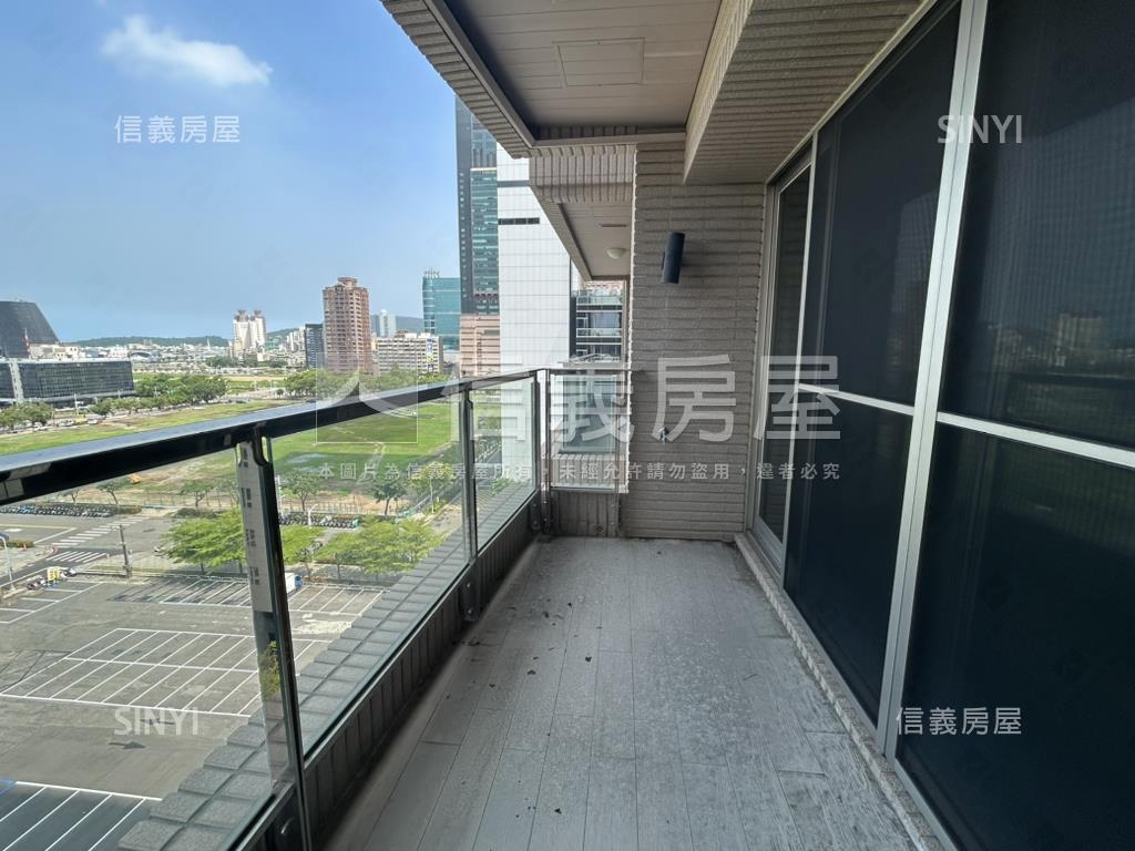 海洋帝寶景觀豪邸雙車位房屋室內格局與周邊環境