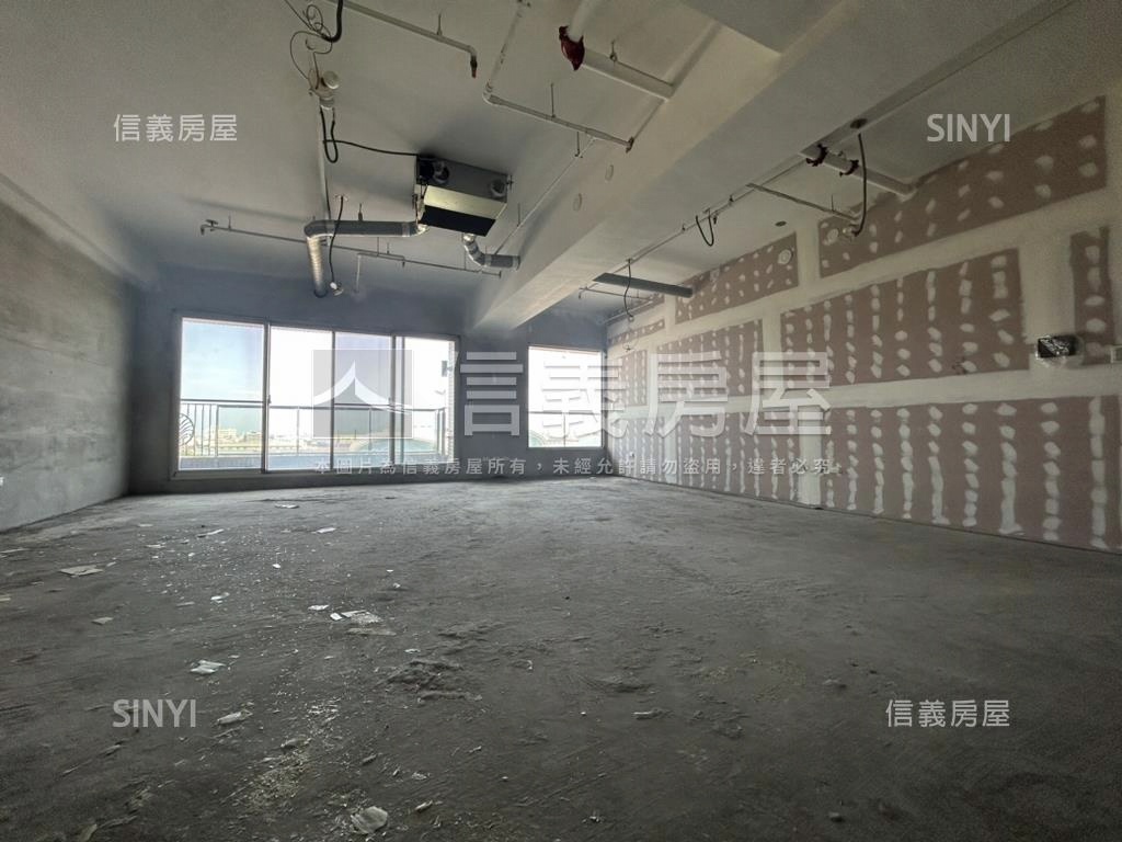 海洋帝寶景觀豪邸雙車位房屋室內格局與周邊環境