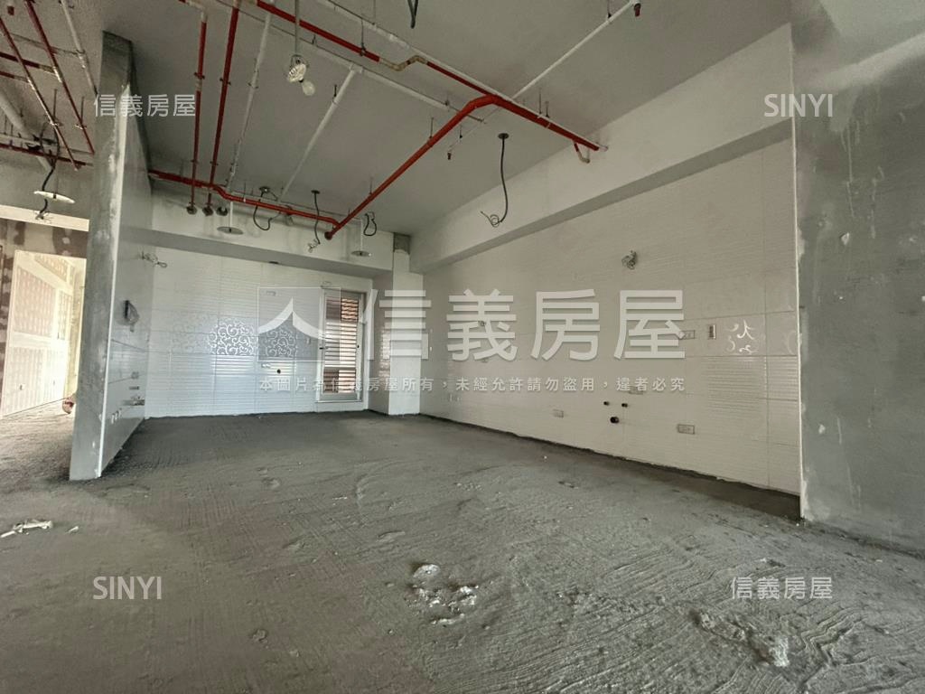 海洋帝寶景觀豪邸雙車位房屋室內格局與周邊環境