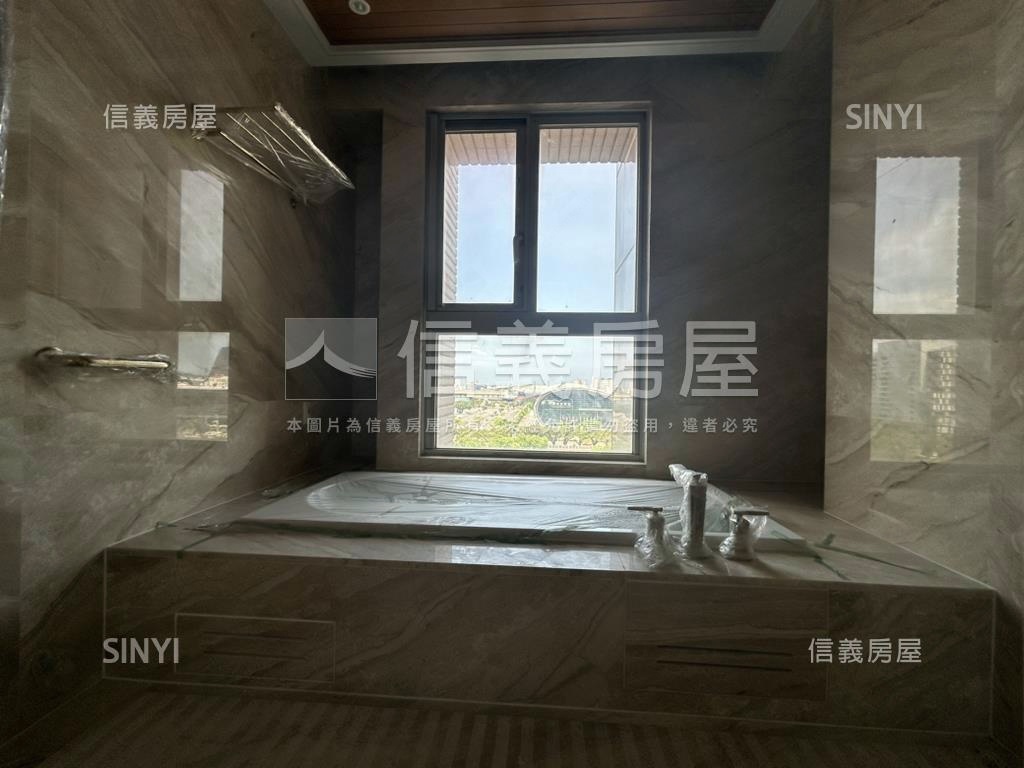 海洋帝寶景觀豪邸雙車位房屋室內格局與周邊環境
