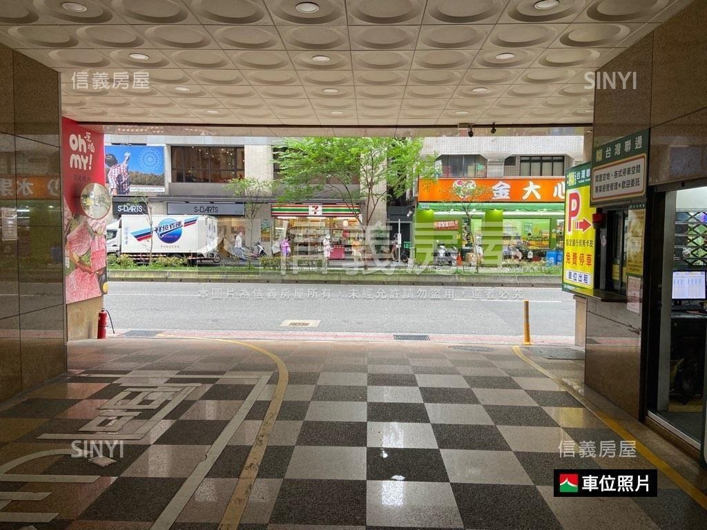南京林森便利車位房屋室內格局與周邊環境