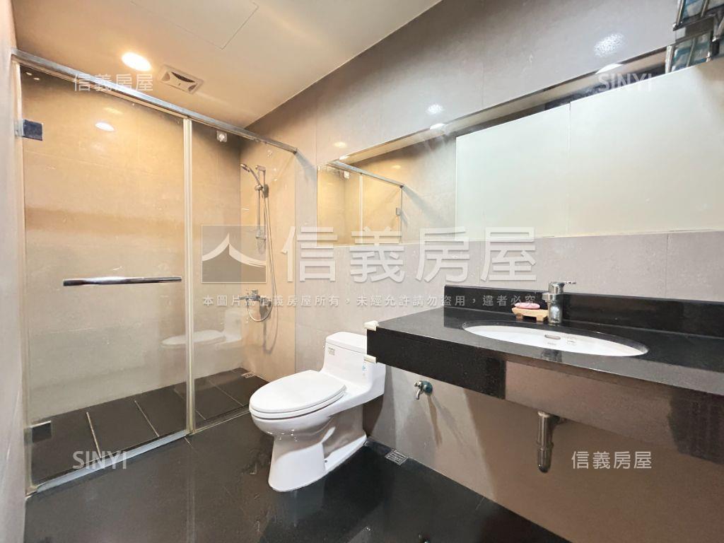 時代圓滿三房雙平車房屋室內格局與周邊環境