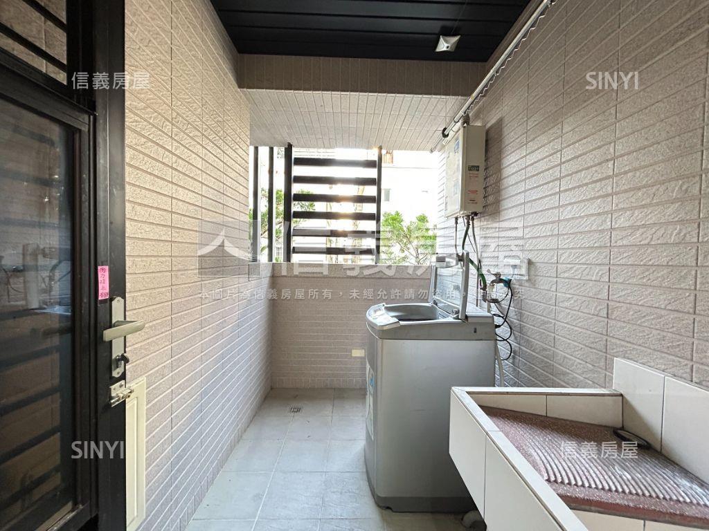 時代圓滿三房雙平車房屋室內格局與周邊環境