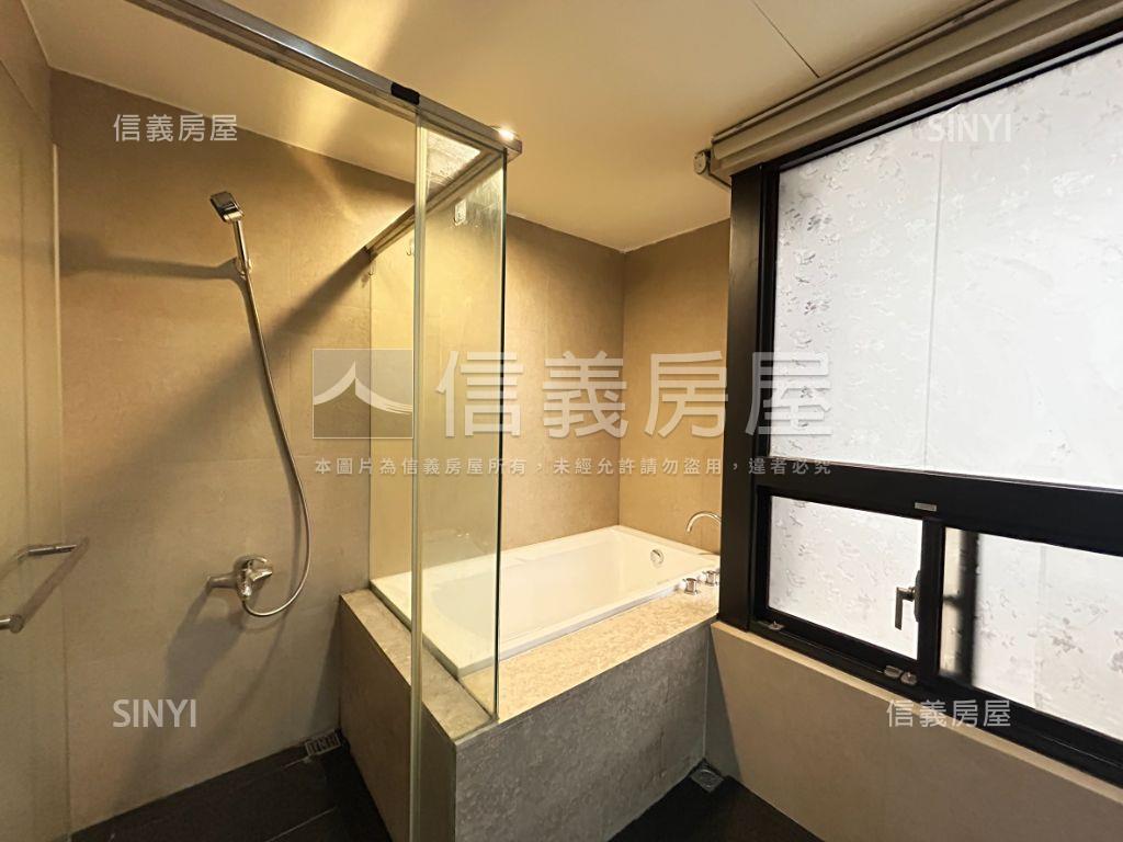 時代圓滿三房雙平車房屋室內格局與周邊環境