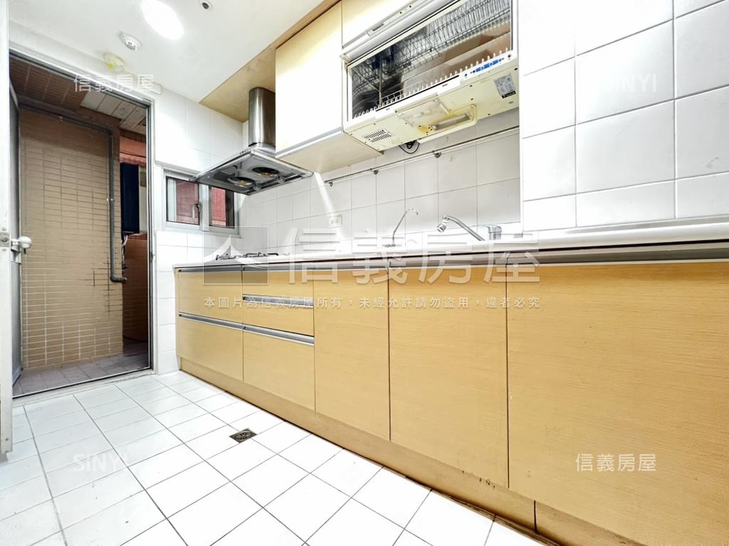 龍之邦溫馨三房·稀有釋出房屋室內格局與周邊環境