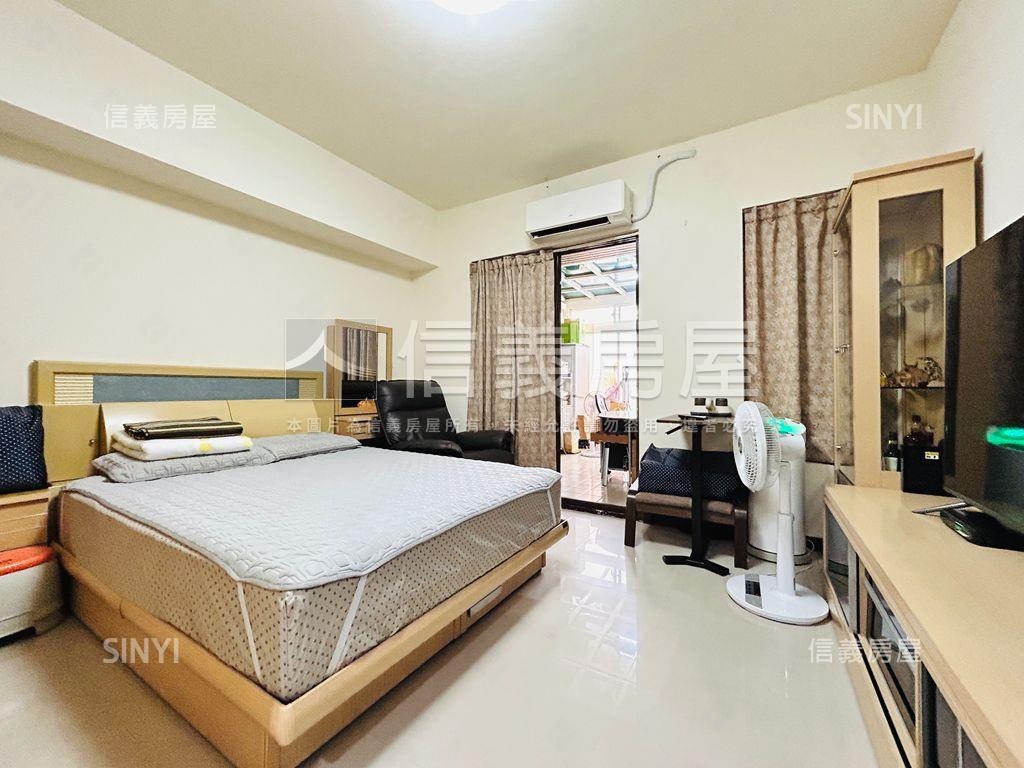 及第稀有露臺戶房屋室內格局與周邊環境